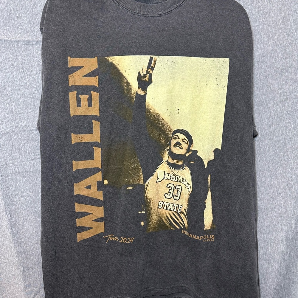 Morgan Wallen concert tshirt